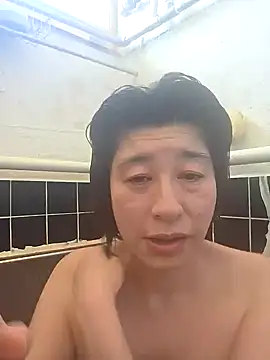 Snapshot of morikawa_sayaka chatting on 09-19-25, 12:34 morikawa sayaka online show from 09-19-25, 12:34