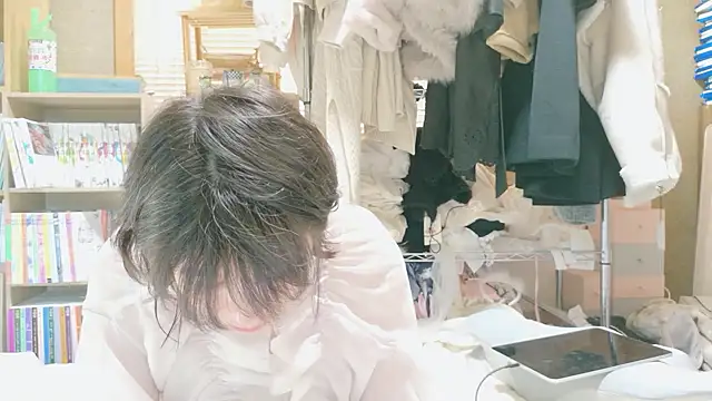 Snapshot of morikawa_sayaka chatting on 12-01-25, 11:43 morikawa sayaka online show from 12-01-25, 11:43