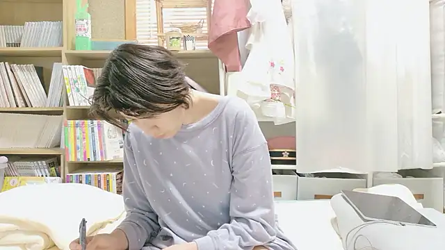 Snapshot of morikawa_sayaka chatting on 01-10-26, 11:42 morikawa sayaka online show from 01-10-26, 11:42