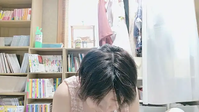 Snapshot of morikawa_sayaka chatting on 01-11-26, 11:43 morikawa sayaka online show from 01-11-26, 11:43