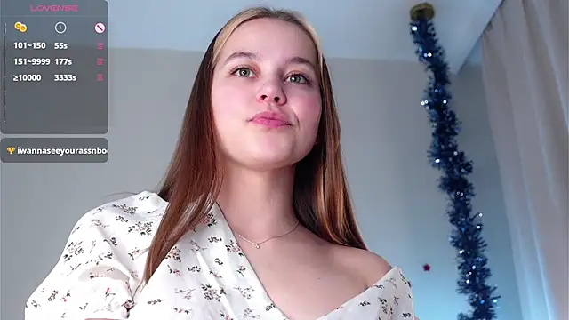 Snapshot of FalineDowlen chatting on 01-12-25, 01:32 FalineDowlen online show from 01-12-25, 01:32