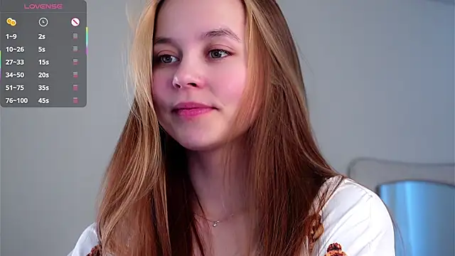 Snapshot of FalineDowlen chatting on 02-15-25, 01:53 FalineDowlen online show from 02-15-25, 01:53