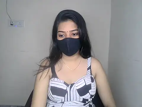 Snapshot of kritikadoll chatting on 04-18-26, 05:22 kritikadoll online show from 04-18-26, 05:22