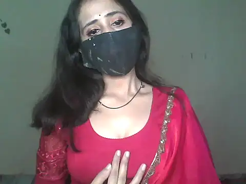 Snapshot of diyayourdil chatting on 11-24-25, 06:35 diyayourdil online show from 11-24-25, 06:35