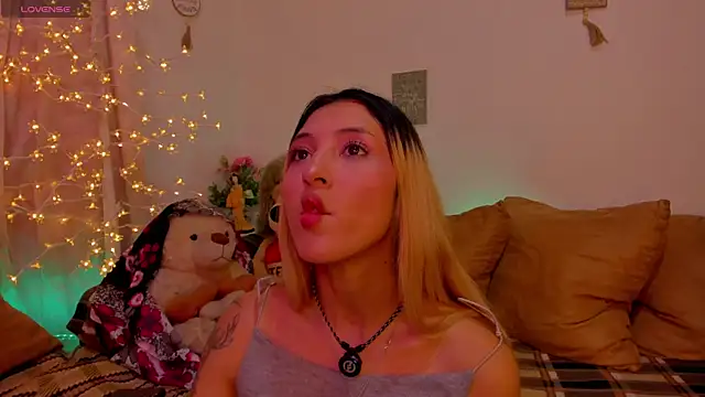 cuteweed420 online show from 07-27-26, 11:12