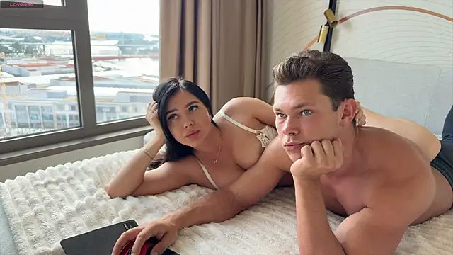 BestModelsDuo online show from 06-18-26, 02:21