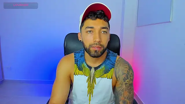 Snapshot of Sweet_and_caramel chatting on 02-01-26, 12:15 Sweet and caramel online show from 02-01-26, 12:15