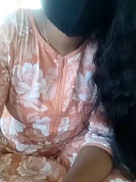 Snapshot of Telugu_magic_07 chatting on 01-18-25, 07:49 Telugu magic 07 online show from 01-18-25, 07:49