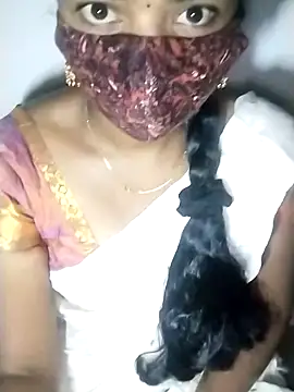 Snapshot of Telugu_magic_07 chatting on 02-20-25, 04:14 Telugu magic 07 online show from 02-20-25, 04:14