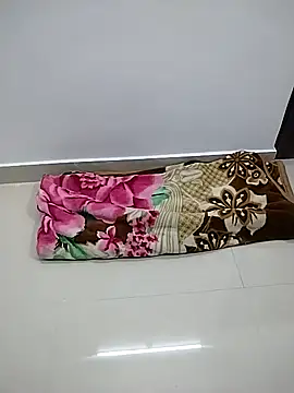 Snapshot of Telugu_magic_07 chatting on 03-08-25, 01:03 Telugu magic 07 online show from 03-08-25, 01:03