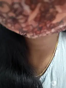 Snapshot of Telugu_magic_07 chatting on 09-16-25, 08:48 Telugu magic 07 online show from 09-16-25, 08:48