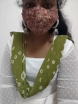 Snapshot of Telugu_magic_07 chatting on 10-03-25, 09:06 Telugu magic 07 online show from 10-03-25, 09:06