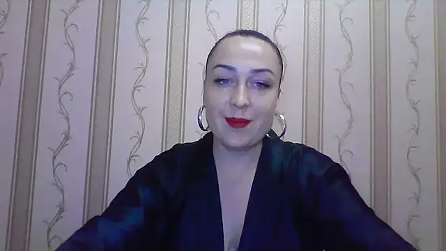 Snapshot of Liza1380 chatting on 12-21-24, 04:14 Liza1380 online show from 12-21-24, 04:14
