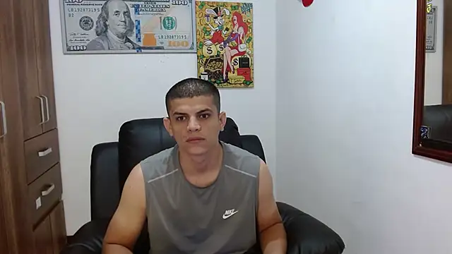 Snapshot of boss_of_cash chatting on 12-01-25, 12:21 boss of cash online show from 12-01-25, 12:21