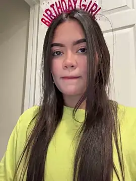 Snapshot of xsweetv chatting on 02-11-25, 02:46 xsweetv online show from 02-11-25, 02:46