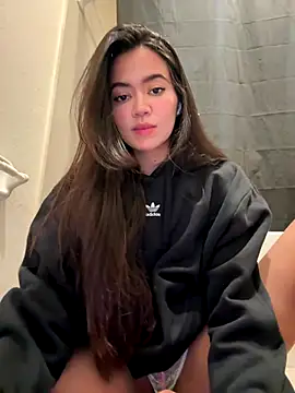 Snapshot of xsweetv chatting on 11-30-25, 05:11 xsweetv online show from 11-30-25, 05:11