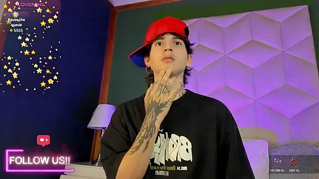 Snapshot of sett_and_gwen chatting on 11-12-25, 08:08 sett and gwen online show from 11-12-25, 08:08