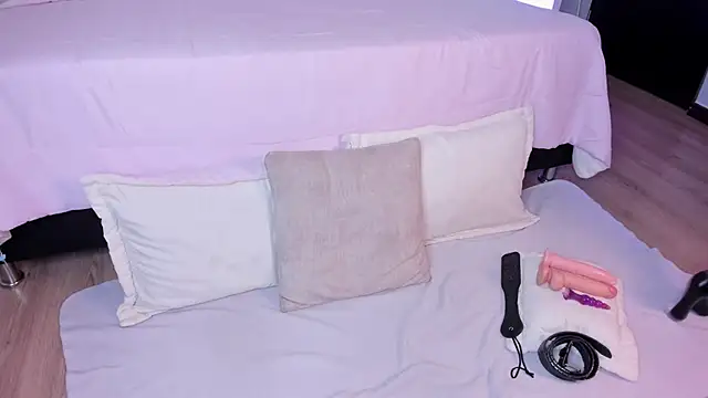 lady noize online show from 01-22-25, 07:24