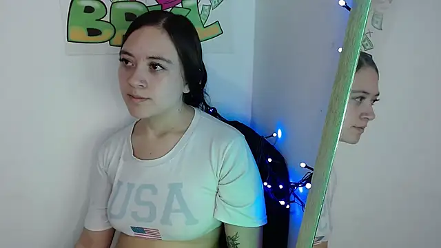 Snapshot of kaena-angels chatting on 02-25-25, 02:25 kaena-angels online show from 02-25-25, 02:25