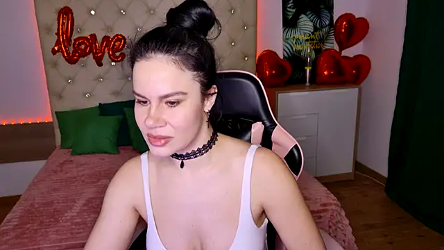 KattieSims online show from 02-10-25, 09:58