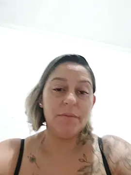 Snapshot of baixinhaloira chatting on 12-30-24, 03:14 baixinhaloira online show from 12-30-24, 03:14