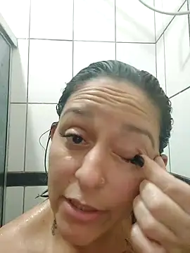 Snapshot of baixinhaloira chatting on 01-16-25, 01:58 baixinhaloira online show from 01-16-25, 01:58