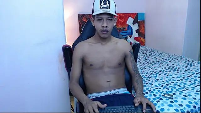 Snapshot of mr_stiven_ chatting on 01-18-25, 07:38 mr stiven  online show from 01-18-25, 07:38