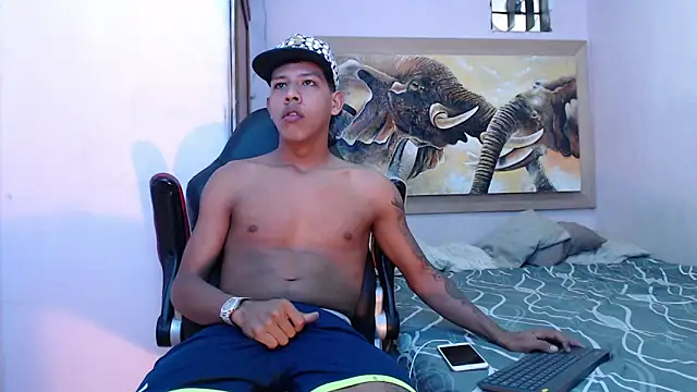 Snapshot of mr_stiven_ chatting on 03-07-25, 03:19 mr stiven  online show from 03-07-25, 03:19