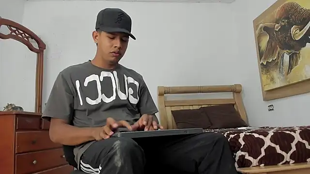 mr stiven  online show from 02-26-26, 04:22