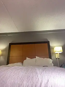 Snapshot of Charismasweets chatting on 12-14-24, 09:35 Charismasweets online show from 12-14-24, 09:35