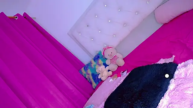 Theylor Rouse online show from 03-23-26, 03:21