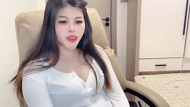 Ytao-528 online show from 11-25-25, 06:46