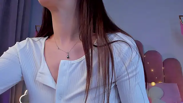 ElsaYoung online show from 01-18-25, 09:24