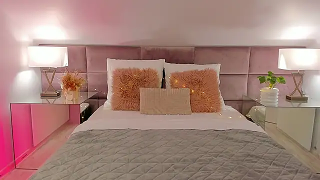 ElsaYoung online show from 03-12-25, 08:52