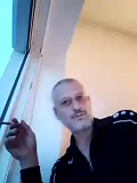 Snapshot of Husoban chatting on 10-21-25, 04:41 Husoban online show from 10-21-25, 04:41