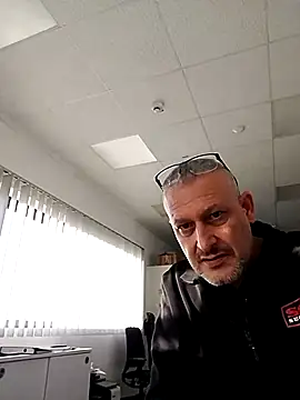 Snapshot of Husoban chatting on 11-05-25, 07:30 Husoban online show from 11-05-25, 07:30