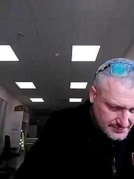 Snapshot of Husoban chatting on 11-11-25, 10:54 Husoban online show from 11-11-25, 10:54