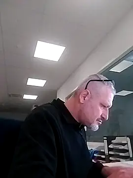 Snapshot of Husoban chatting on 11-13-25, 11:25 Husoban online show from 11-13-25, 11:25