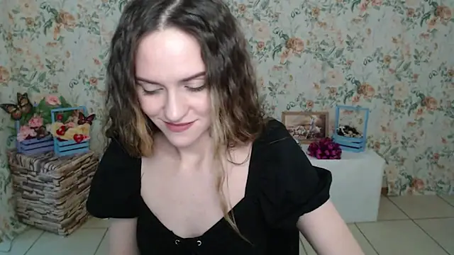 Lina Star S online show from 02-01-25, 10:37