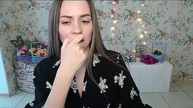 Lina Star S online show from 02-22-25, 10:29