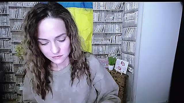 Lina Star S online show from 12-16-25, 02:33