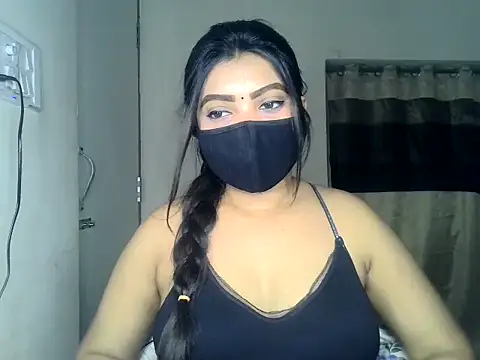 Snapshot of ishi_Beauty chatting on 05-24-26, 05:12 ishi Beauty online show from 05-24-26, 05:12