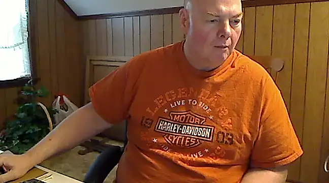 Snapshot of harley99574 chatting on 01-08-25, 02:03 harley99574 online show from 01-08-25, 02:03