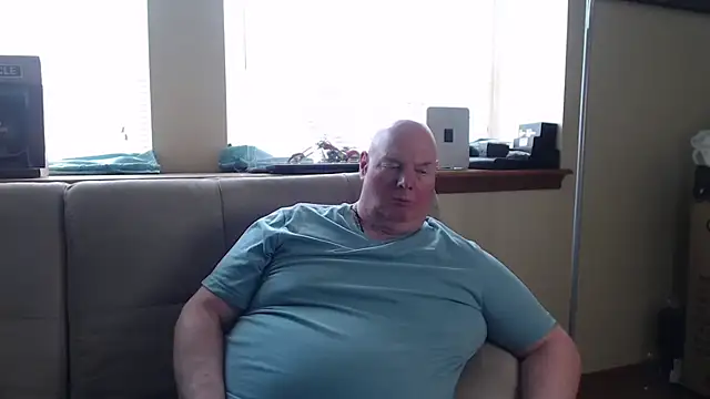 Snapshot of harley99574 chatting on 05-06-26, 06:46 harley99574 online show from 05-06-26, 06:46