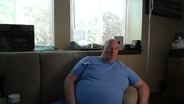 Snapshot of harley99574 chatting on 07-08-26, 01:26 harley99574 online show from 07-08-26, 01:26
