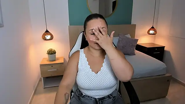 linda rios  online show from 01-21-25, 07:06