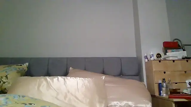 Englishhotwife4u online show from 12-27-24, 09:32