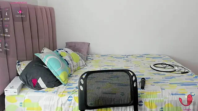 Snapshot of abby_95 chatting on 01-08-25, 05:26 abby 95 online show from 01-08-25, 05:26