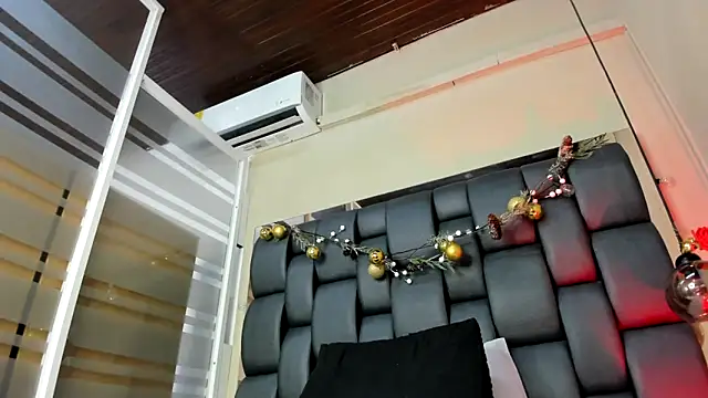 africa holmes online show from 03-28-26, 02:22