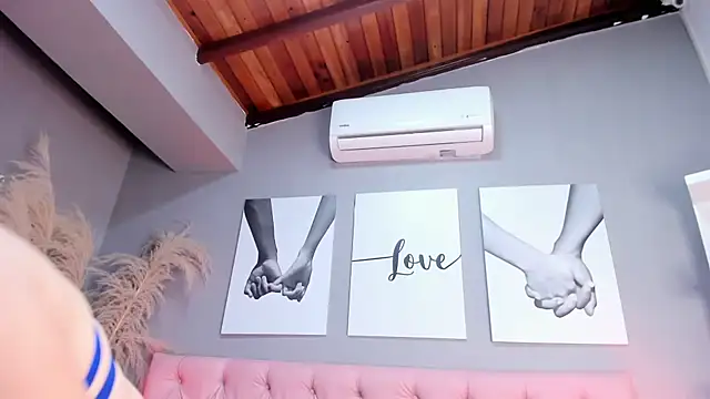 africa holmes online show from 04-15-26, 02:29